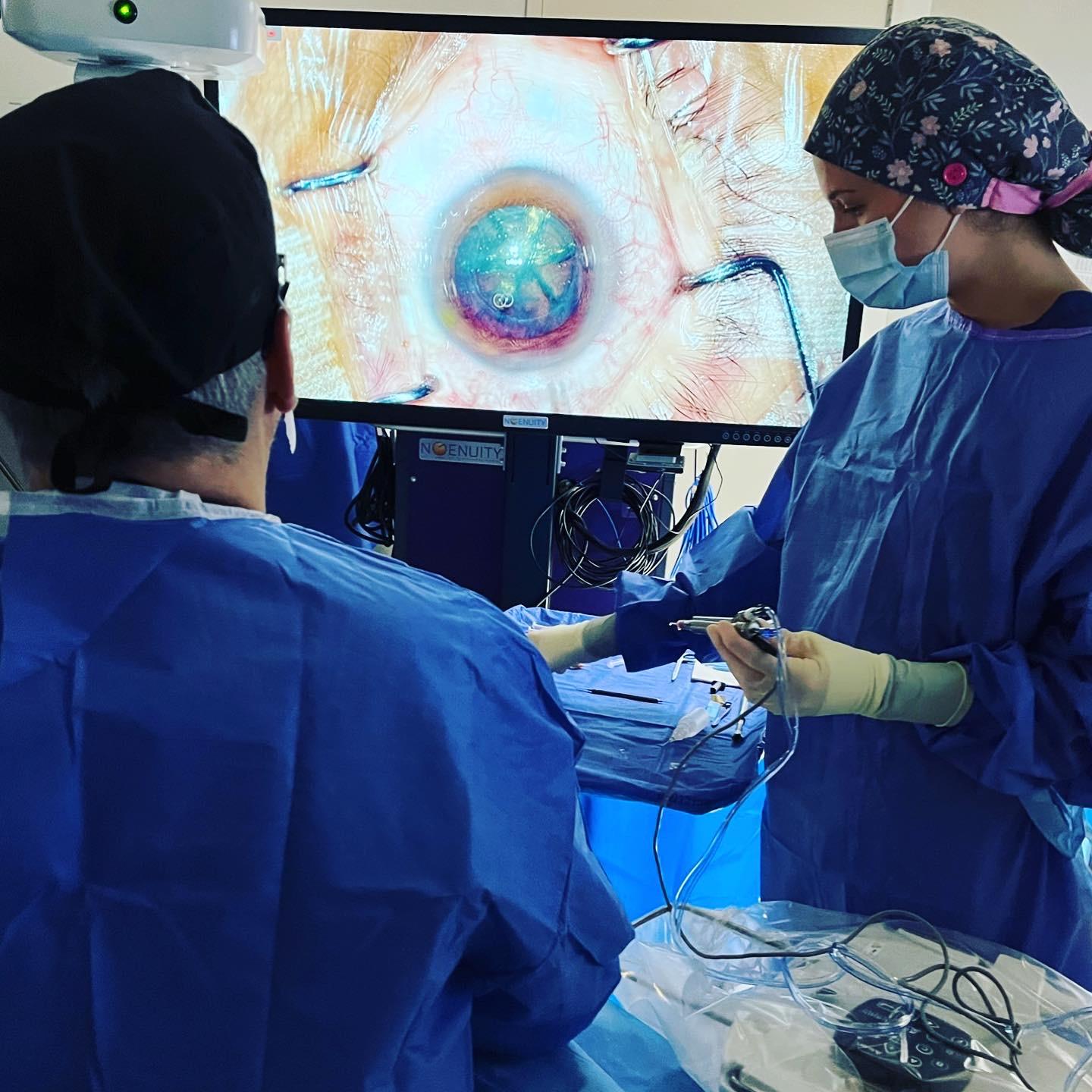 Advantages of Using Alcon Ingenuity Heads-Up Display for Cataract Surgery